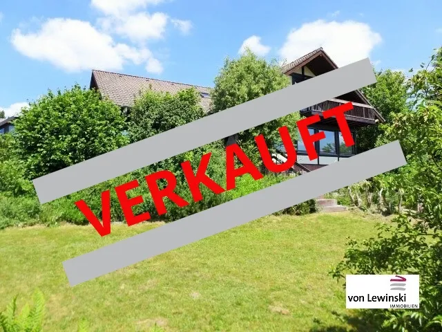 VERKAUFT…EINFAMILIENHAUS MIT ELW UND SCHÖNEM GRUNDSTÜCK …