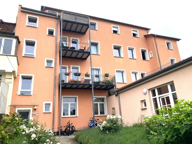 WOHN-UND GESCHÄFTSHAUS IM ZENTRUM VON HÜNFELD …