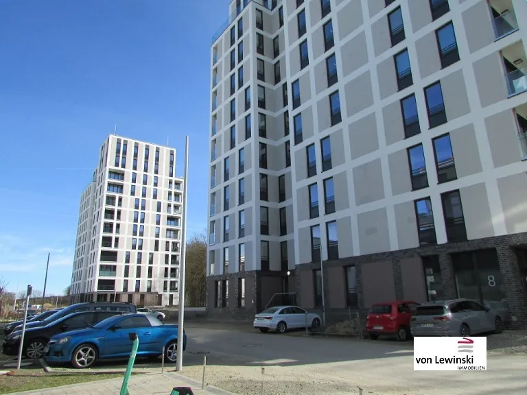 SINGLE-WOHNUNG SUCHT NACHMIETER … 3 KALTMIETEN FREI* …