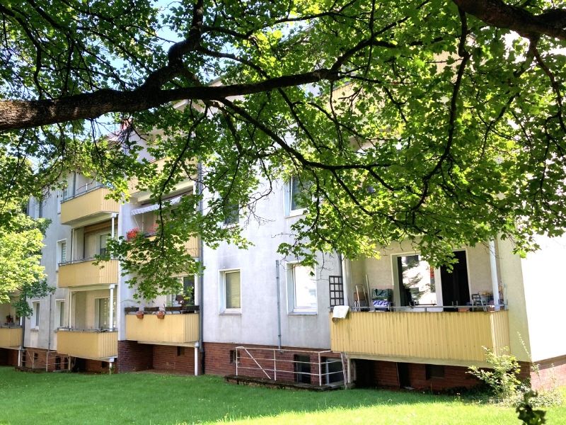 MEHRFAMILIENHAUS MIT 18 WHG – BALKONE…