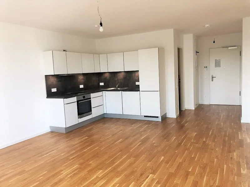 2-ZW MIT ECK-EINBAUKÜCHE … 3 KALTMIETEN FREI* …
