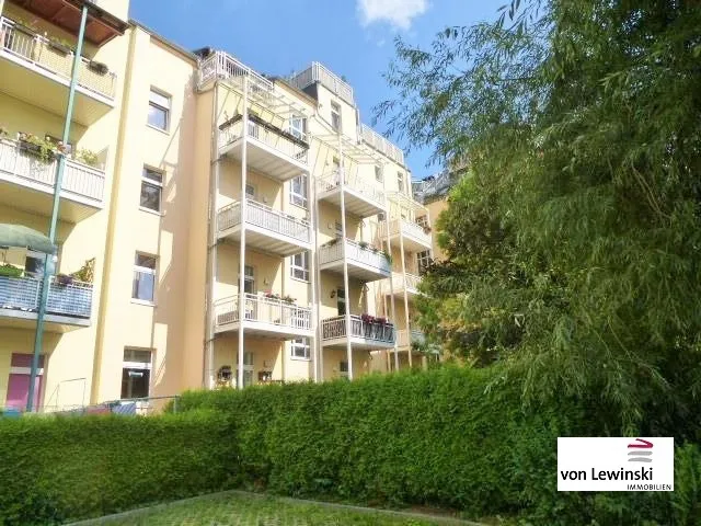 CHICKE 4RW IN SUPER KASSBERGLAGE, BALKON…