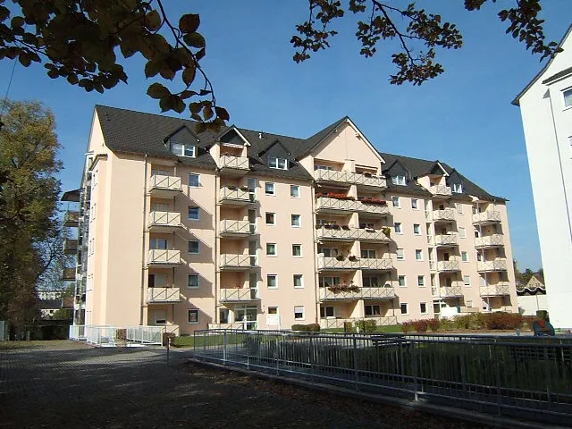 GEMÜTLICHE DACHGESCHOSSWOHNUNG MIT HERRLICHEM AUSBLICK …