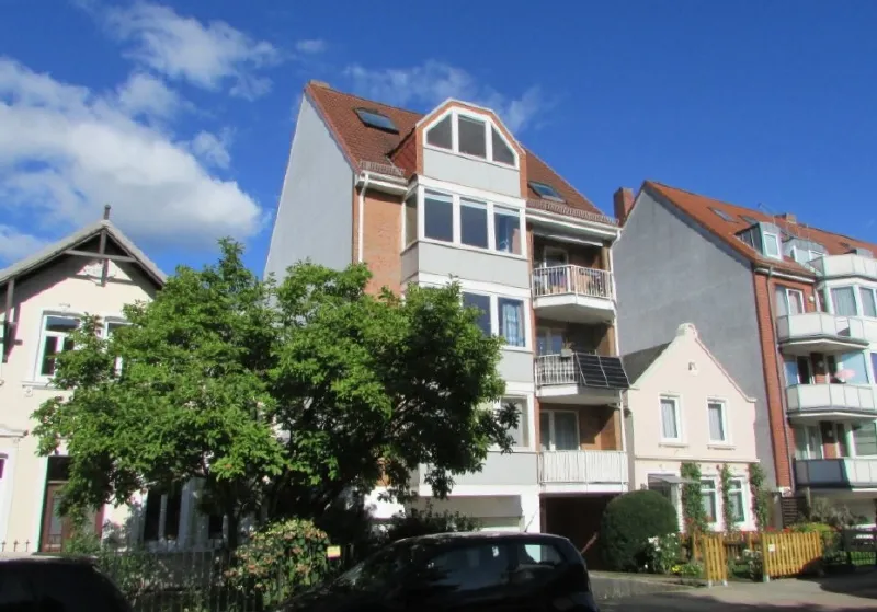 ETW IN BESTLAGE VON SCHWACHHAUSEN – STILVOLL, RUHIG & CITYNAH …