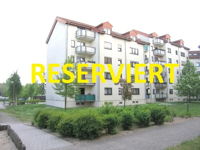 SOFORT BEZUGSFREIE SINGLE-WOHNUNG MIT STELLPLATZ …