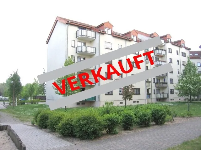 SOFORT BEZUGSFREIE SINGLE-WOHNUNG MIT STELLPLATZ …