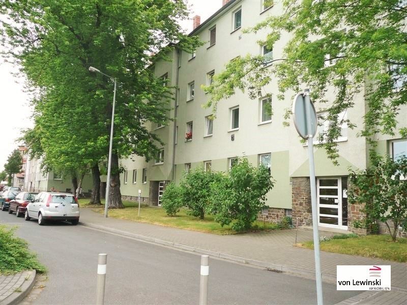 WOHNEN IM ZENTRUM-NORD-3-ZIMMER….