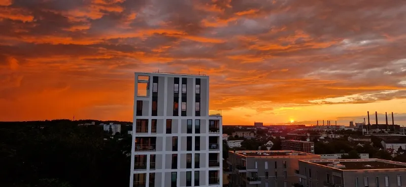 ROMANTISCHER SONNENUNTERGANG UND 1.000 &euro; FR&Uuml;HLINGSGUTSCHEIN INKLUSIVE …