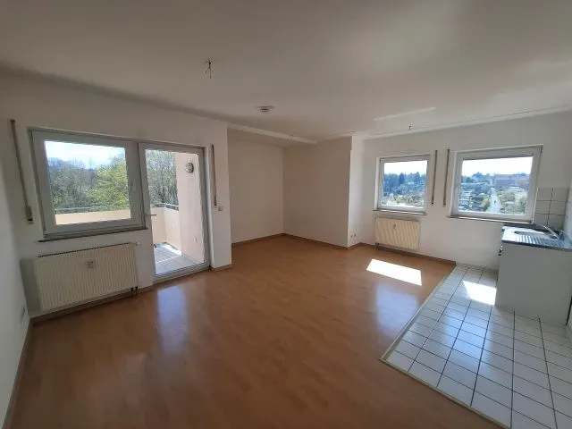 SONNIGE SINGLEWOHNUNG MIT WEITBLICK …