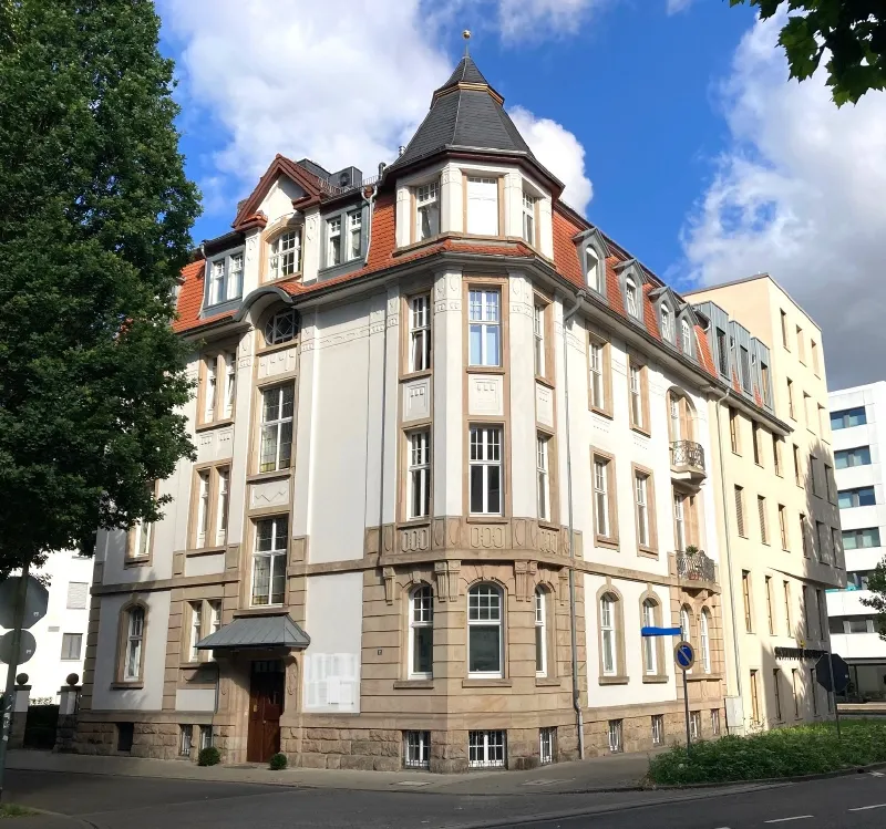 REPR&Auml;SENTATIVES JUGENDSTILB&Uuml;RO IN DER INNENSTADT…