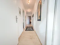 Flur DG