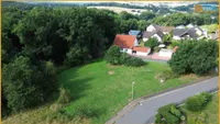 Blick auf das Grundstück