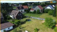 Das gesamte Grundstück