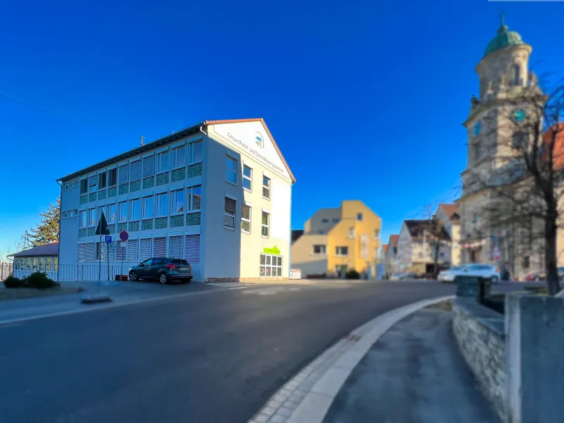 Zentral und dennoch ruhig gelegen &ndash; charmante Wohnung mit sch&ouml;nem Garten