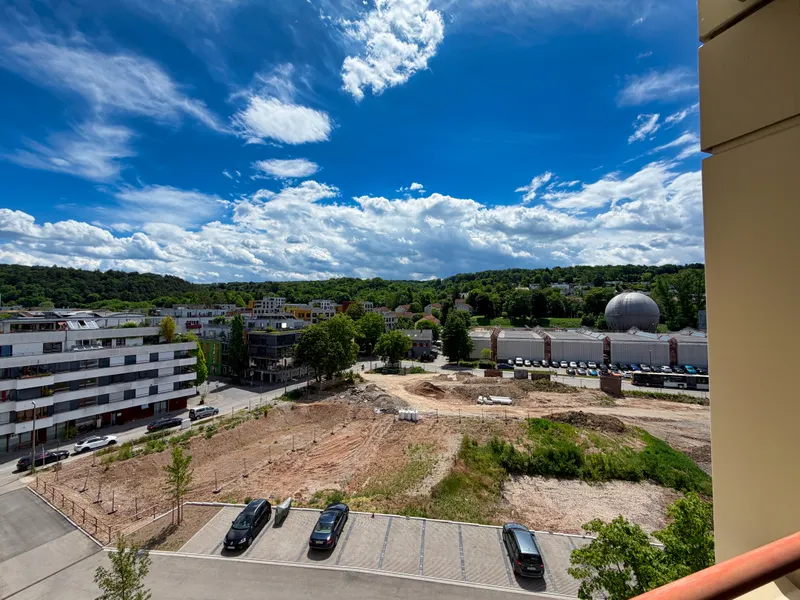 Sch&ouml;ne 3,5-Zi-Whg mit Balkon und spektakul&auml;rer Fernsicht