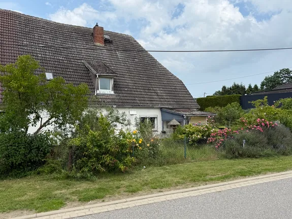 Straßenansicht