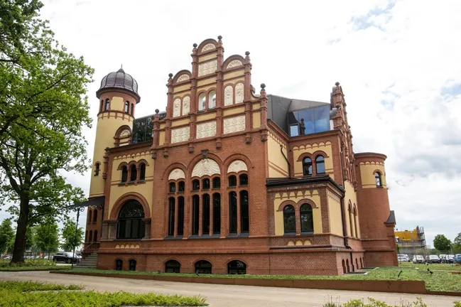 Aussenansicht Eingang II