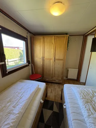 Kleiderschrank