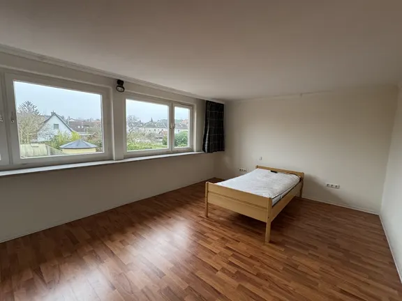 Zimmer 1 OG