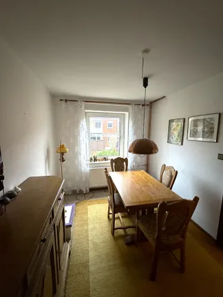 kl. Zimmer 1. OG