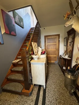 Flur mit Treppe