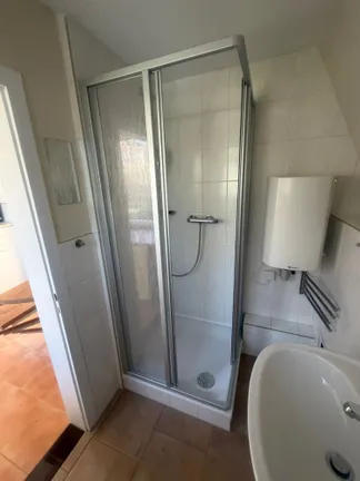 Bad mit Dusche