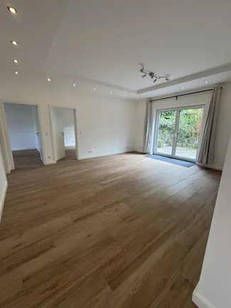 Durchgangs/Wohnzimmer im EG oder Gemeinschaftsraum