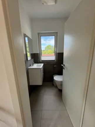 Gäste WC im OG mit HWR-Bereich