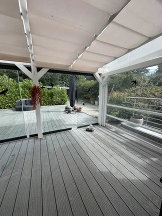überdachte Terrasse