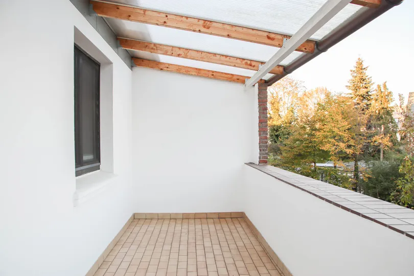 Loggia mit Grünblick