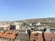 mit Blick über die Stadt