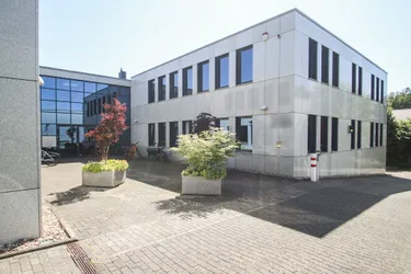 Bürogebäude