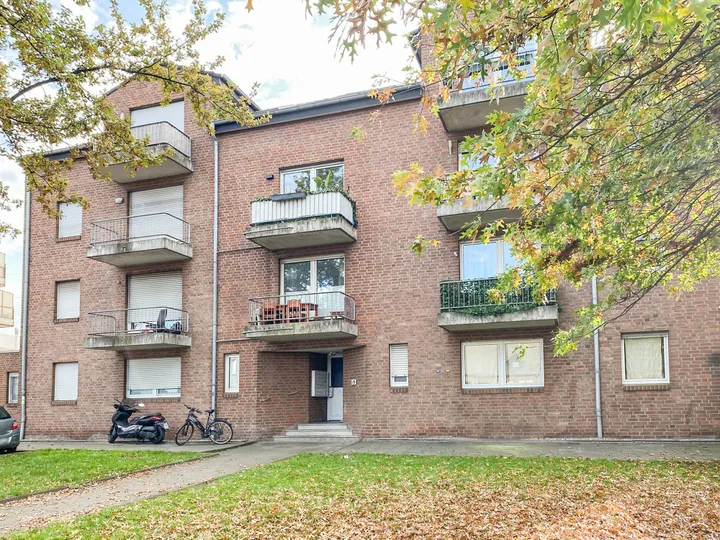 gepflegtes Mehrfamilienhaus