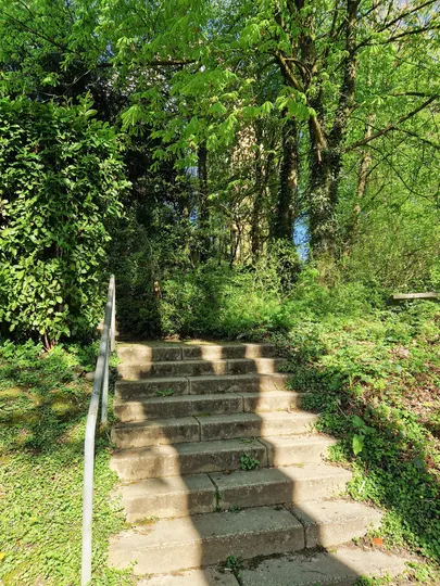 Treppe am Haus zum Park