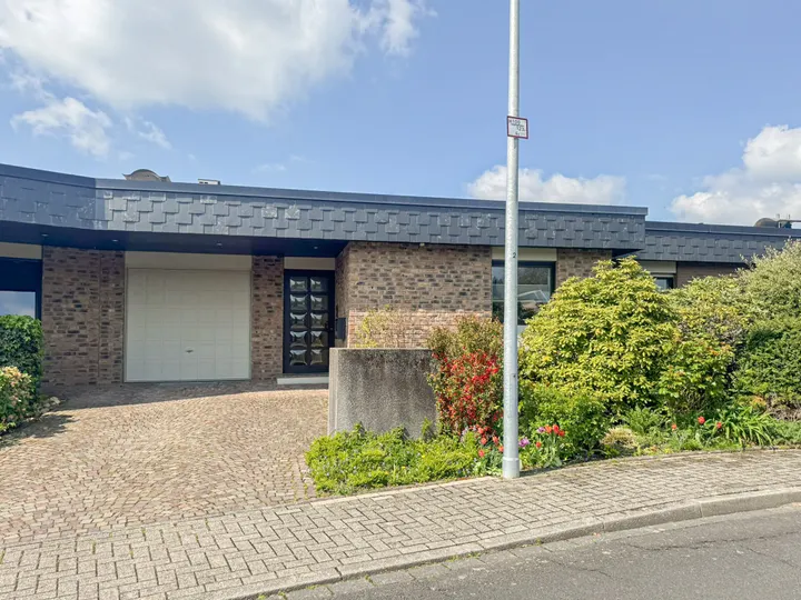 Bungalow