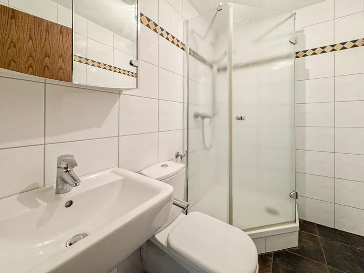 modernes Duschbad