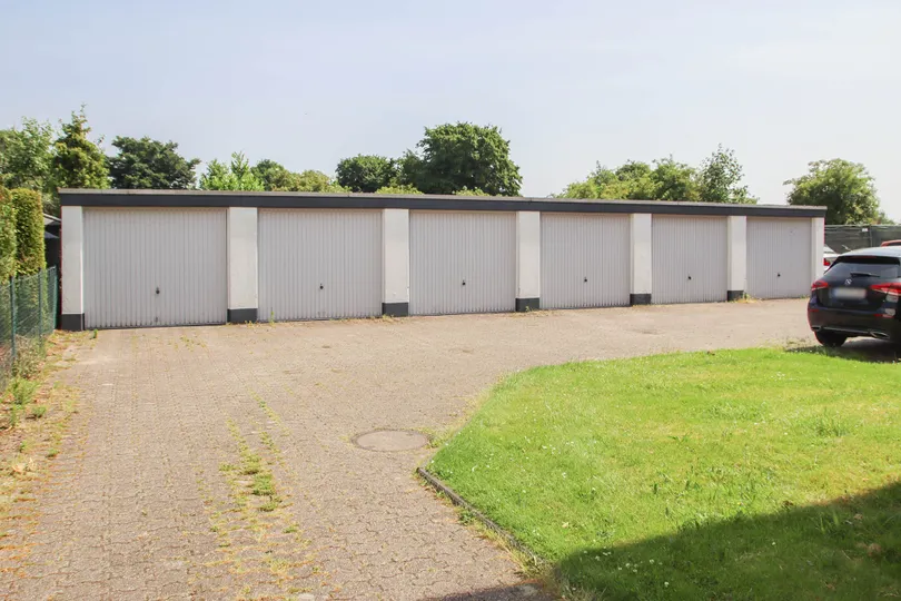 Garage optional