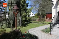 Vorgarten Westseite