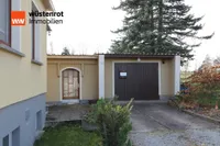 massive, große Garage