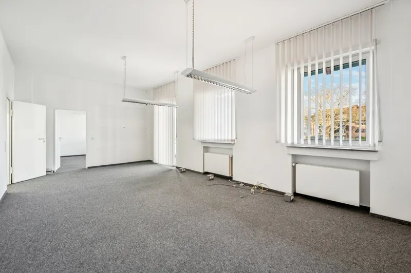 Büro 4