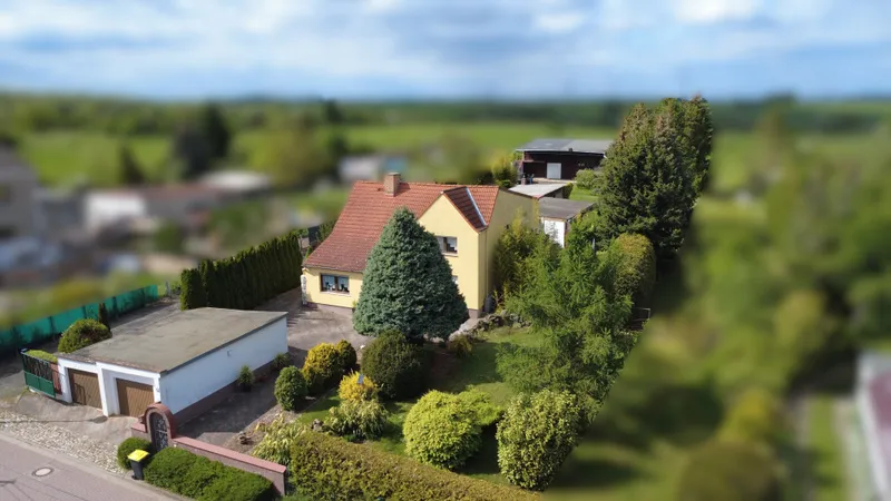 Mehrgenerationenhaus mit vielseitigen Möglichkeiten: Perfekte Symbiose von Wohnen und Handwerk
