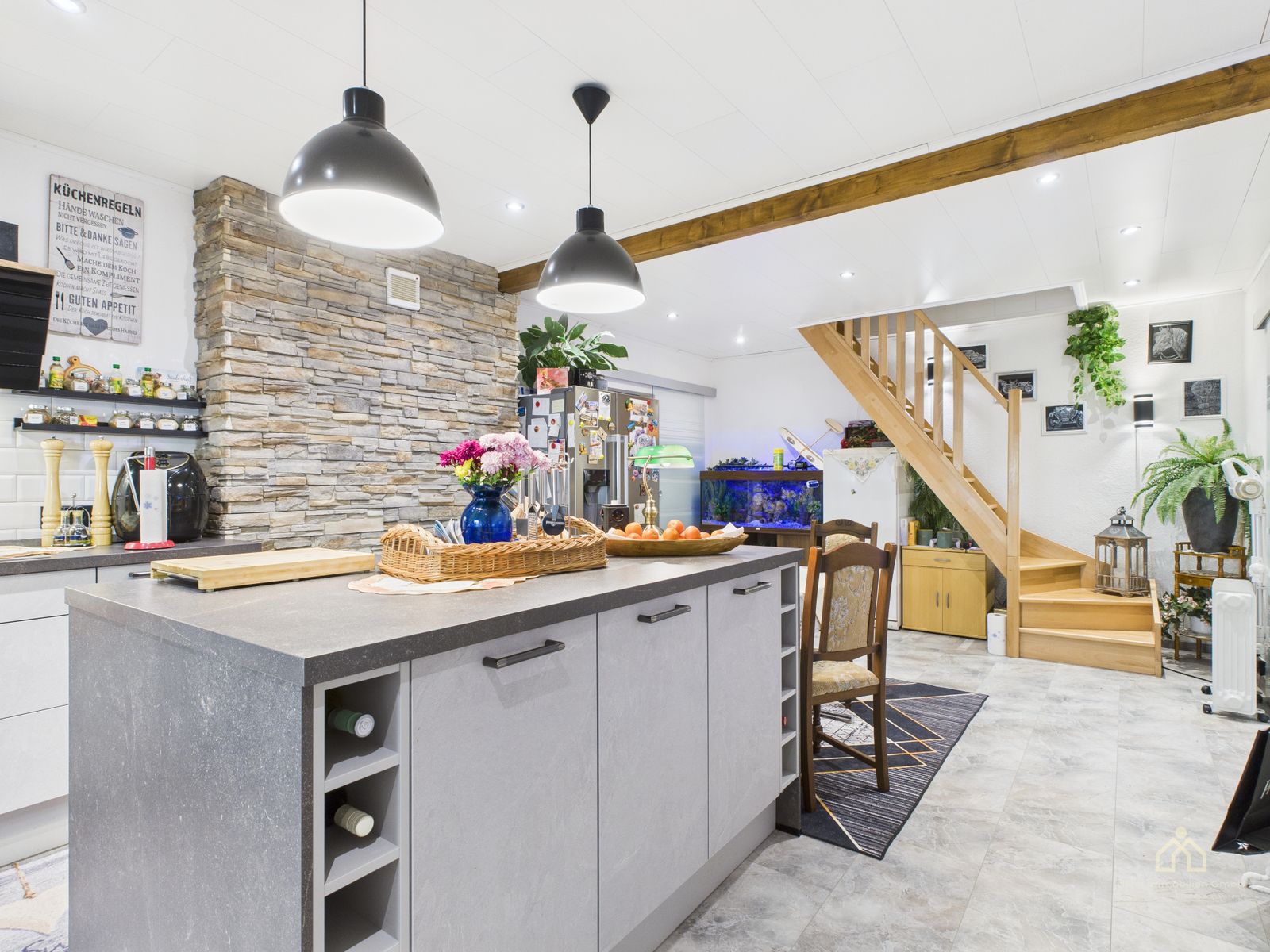 Saniertes Reihenhaus mit gro&szlig;em Grundst&uuml;ck – ideal f&uuml;r Familien und Generationenwohnen