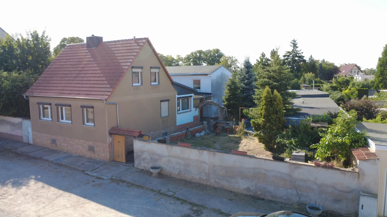 Zwei Einfamilienh&auml;user auf einem Grundst&uuml;ck in Aderstedt zum Verkauf