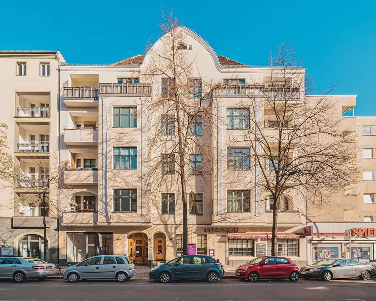 Vermietete 2-Zimmerwohnung mit Balkon als KAPITALANLAGE in Charlottenburg
