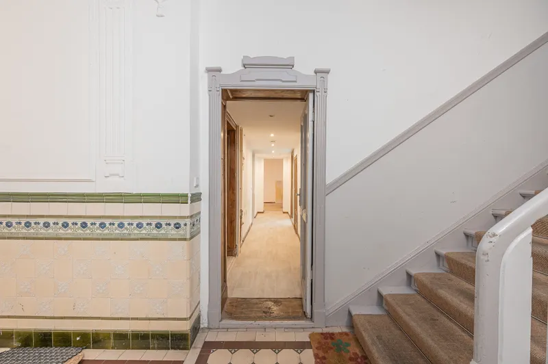 Zuhause im Prenzlauer Berg – 5-Zimmerwohnung im Erdgeschoss