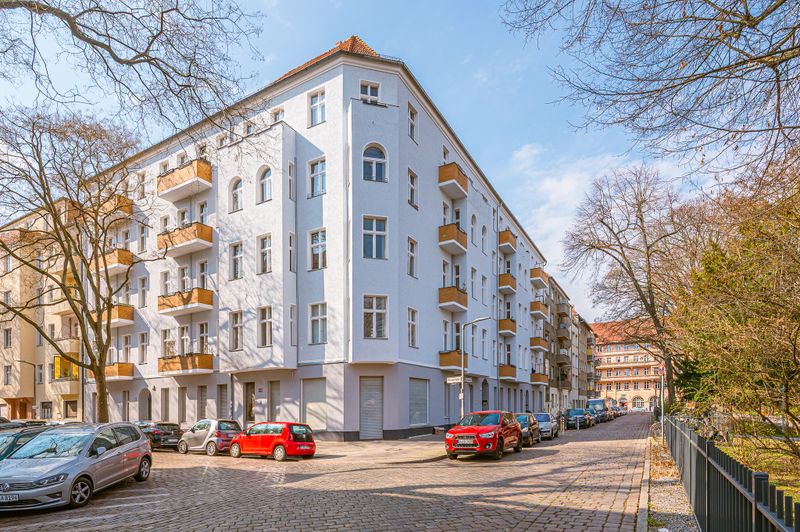 Bezugsfertige Erdgeschosswohnung mit 3 Zimmern am Wildenbruchplatz