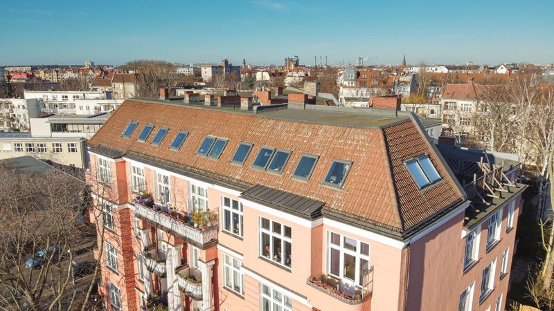 Traumdachgeschoss auf 250m&sup2; mit Dachterrasse in Steglitz