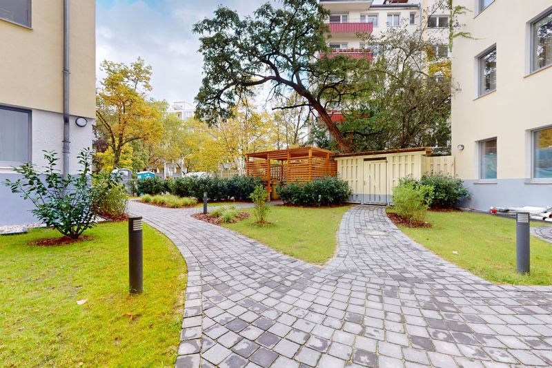 Vermietete 2-Zimmer-Wohnung mit Balkon – KAPITALANLAGE in Wilmersdorf