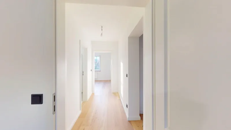Sonnenlicht & Stil: Vollsanierte 3 Zimmer mit Balkon zwischen Schanze und Osterstra&szlig;e