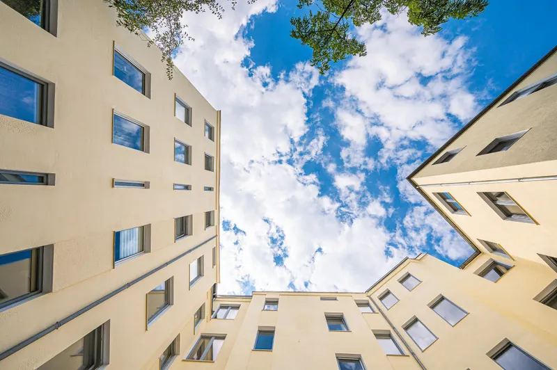 Viel Gr&uuml;n und Ruhe – vermietete 2-Zimmerwohnung als KAPITALANLAGE in Wilmersdorf